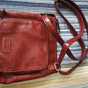 Relic wine colored bag
